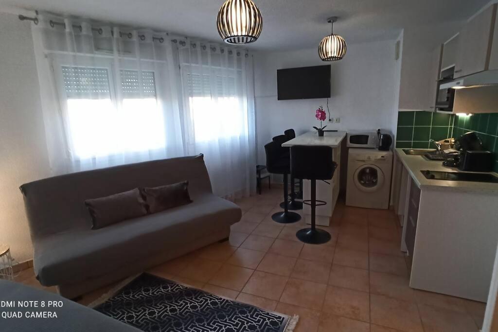 Appartement Face A La Gare Annemasse Eksteriør bilde